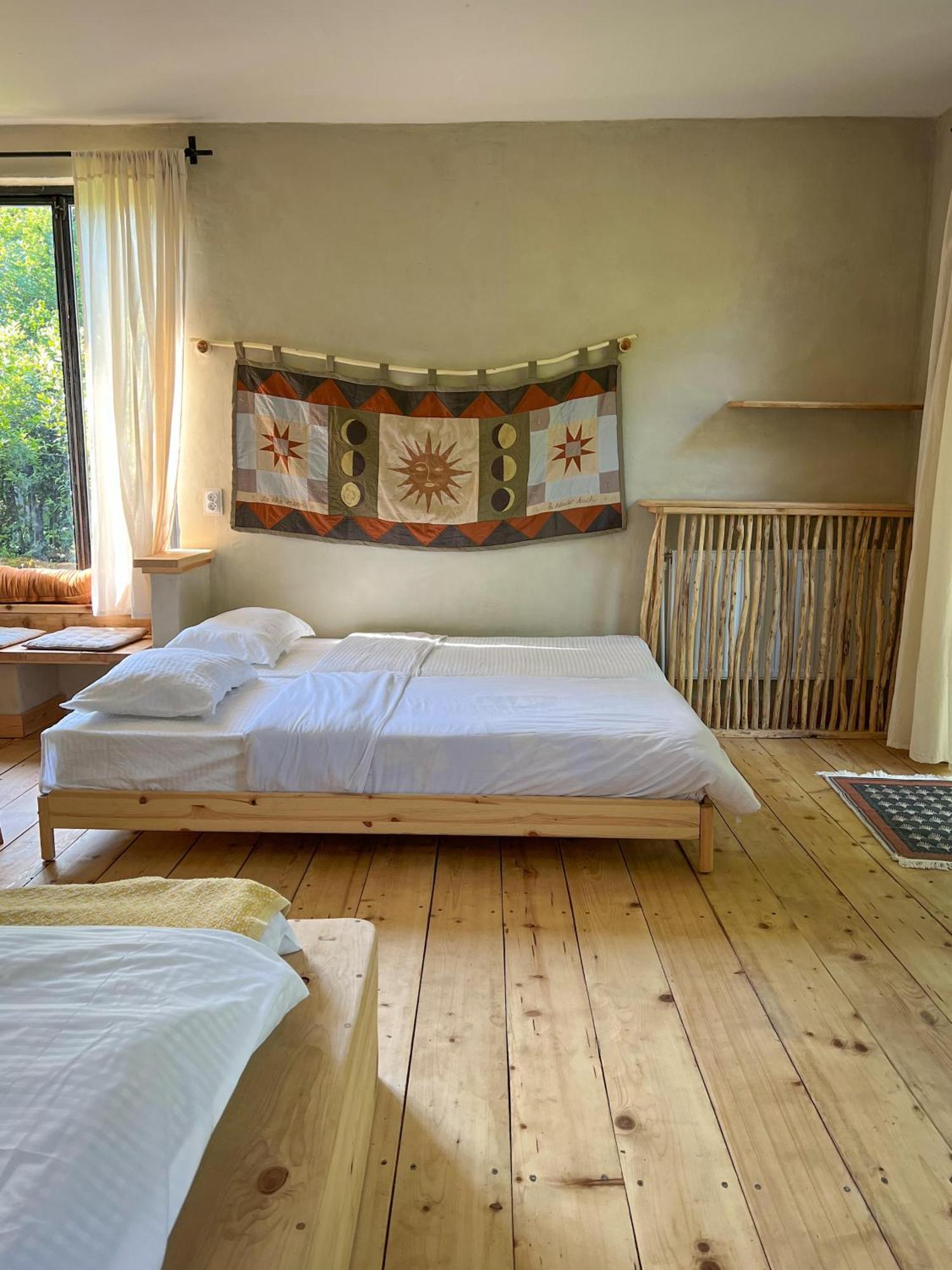 Karma Hostel マートヴィリ 部屋 写真